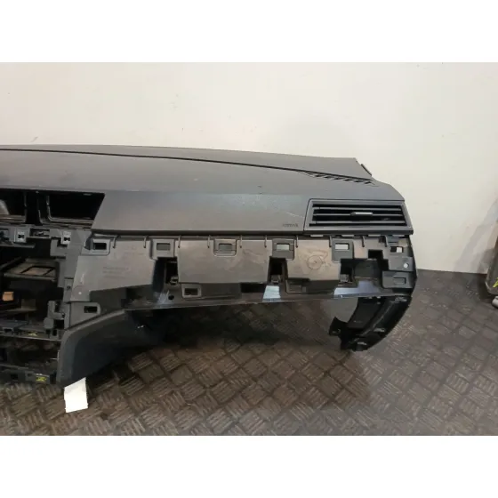 Salpicadero para Seat Ibiza (Kj1)