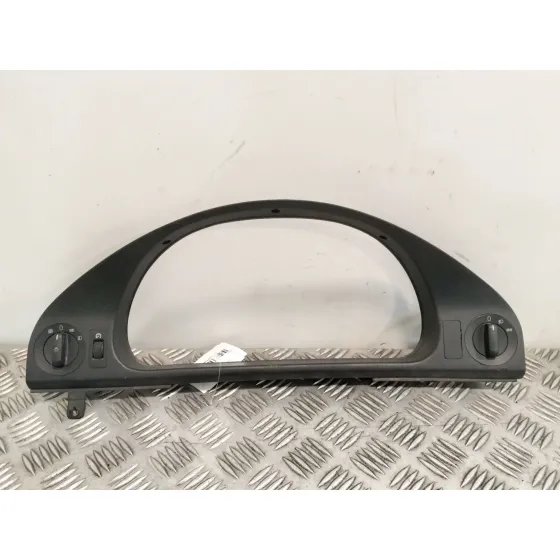 Moldura para Bmw 5 (E39)