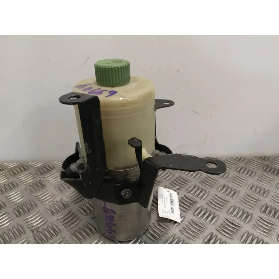 Bomba Direccion para Seat Ibiza Iii (6L1)