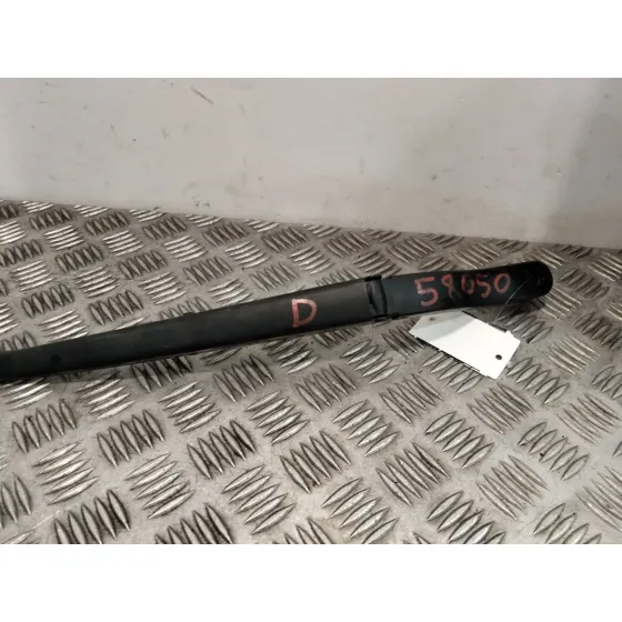 Brazo Limpia Delantero para Mazda 3 Lim. (Bl)