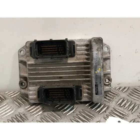 Centralita Motor Uce para Opel Corsa C (X01)