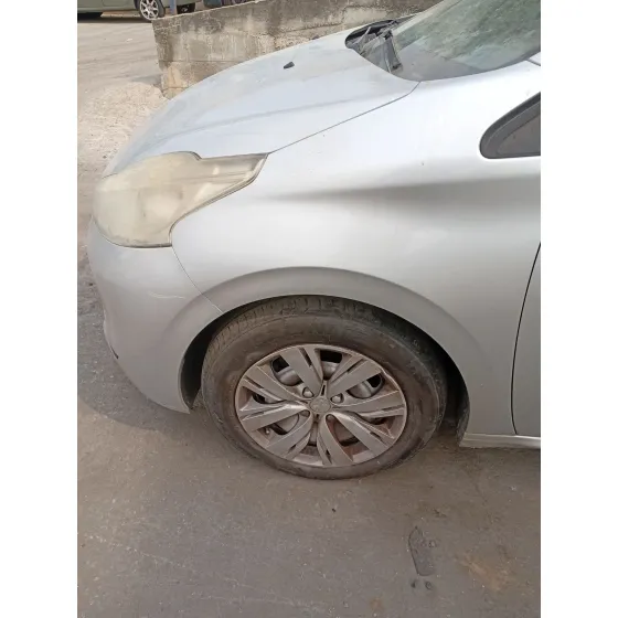 Mangueta Delantera Izquierda para Peugeot 208 I (Ca_, Cc_)