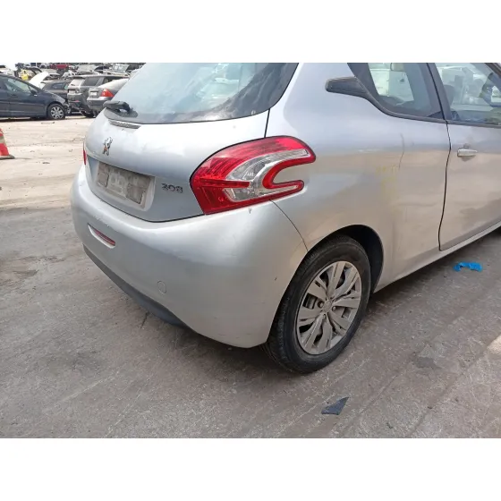Paragolpes Trasero para Peugeot 208 I (Ca_, Cc_)