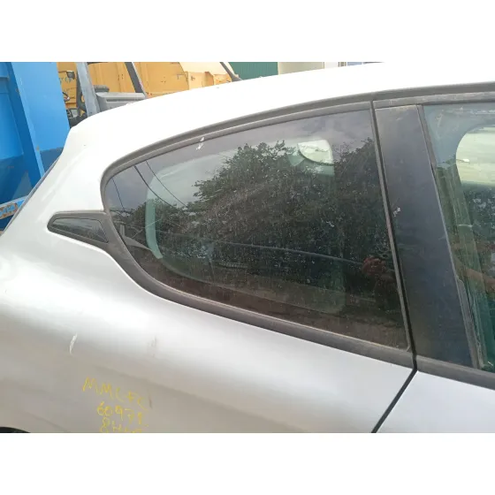 Luna Custodia Trasera Derecha para Peugeot 208 I (Ca_, Cc_)