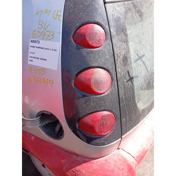 Piloto Trasero Izquierdo para Smart Forfour (454)