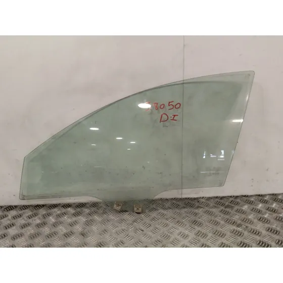 Luna Delantera Izquierda para Mazda 3 Lim. (Bl)