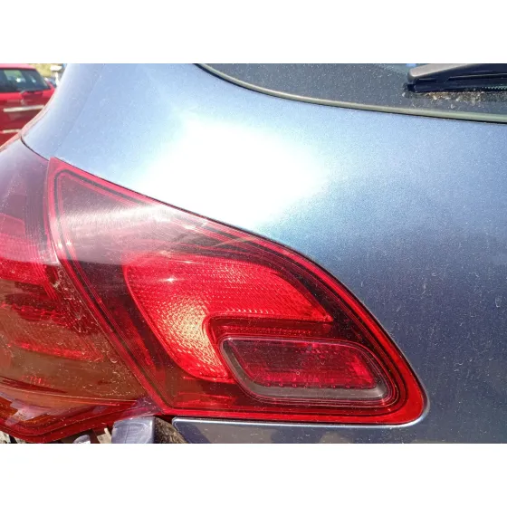 Piloto Trasero Izquierdo Interior para Opel Astra J (P10)