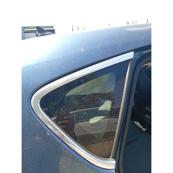 Luna Custodia Delantera Derecha para Opel Astra J (P10)