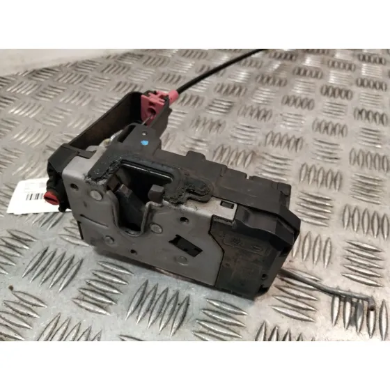 Cerradura Puerta Trasera Derecha para Opel Zafira / Zafira Family B (A05)
