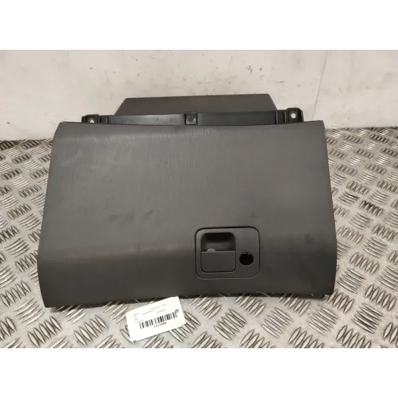 Guantera para Saab 9-5 (Ys3E)