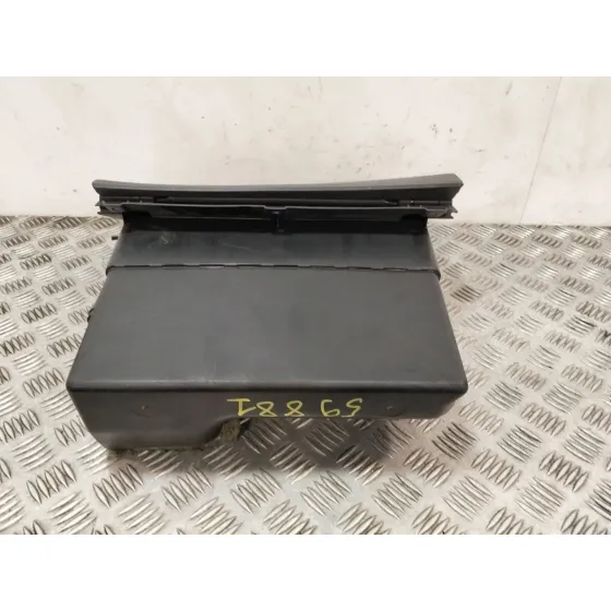 Guantera para Saab 9-5 (Ys3E)