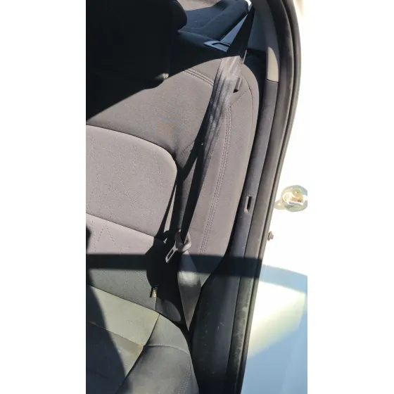 Cinturon Seguridad Trasero Izquierdo para Kia Rio Iii (Ub)
