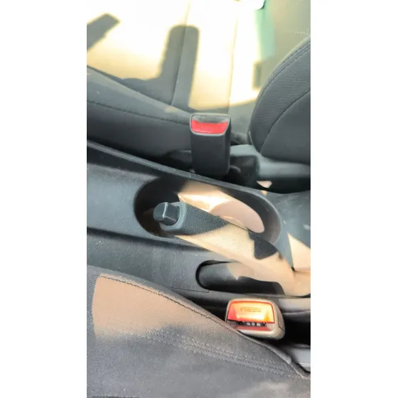 Enganche Cinturon Delantero Derecho para Kia Rio Iii (Ub)