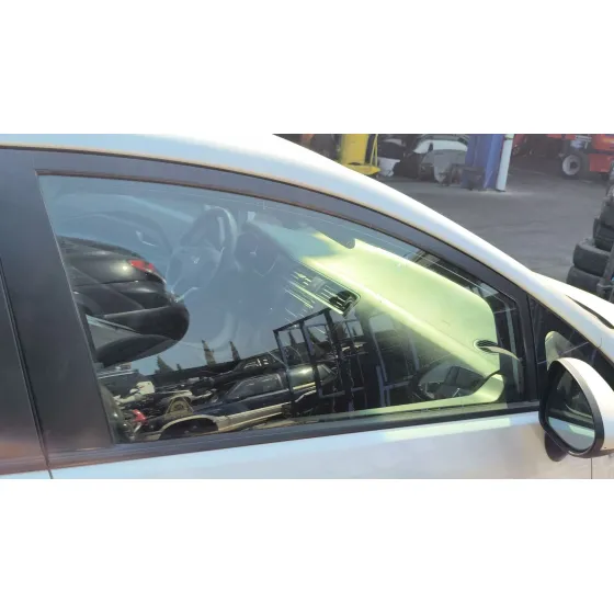 Luna Delantera Derecha para Kia Rio Iii (Ub)