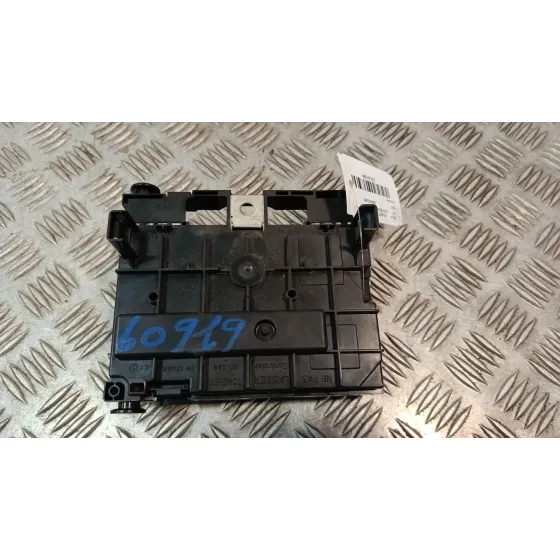 Caja Reles / Fusibles para Peugeot 207/207+ (Wa_, Wc_)
