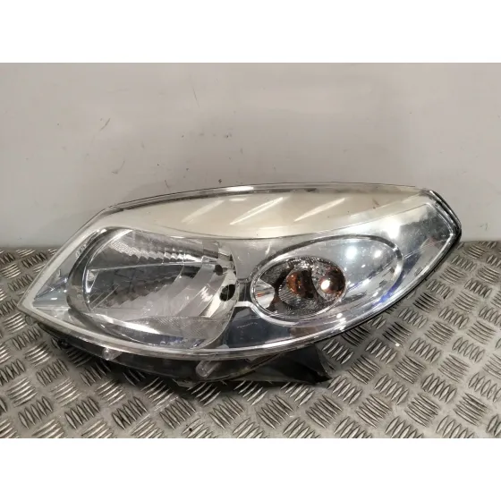 Faro Izquierdo para Dacia Sandero (Bs_)