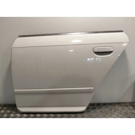 Puerta Trasera Izquierda para Seat Exeo St (3R5)(2009>)