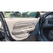 Guarnecido Puerta Delantera Izquierda para Chrysler Sebring (Js)