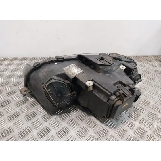 Faro Derecho para Audi A3 Sportback (8Pa)