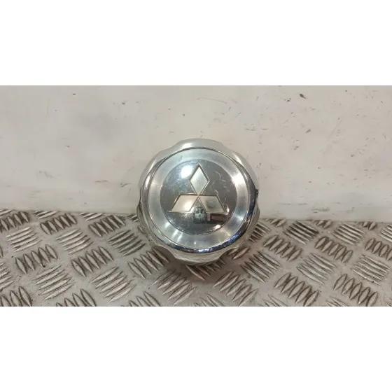 Tapacubos para Mitsubishi Montero (L04_G, L14_G)
