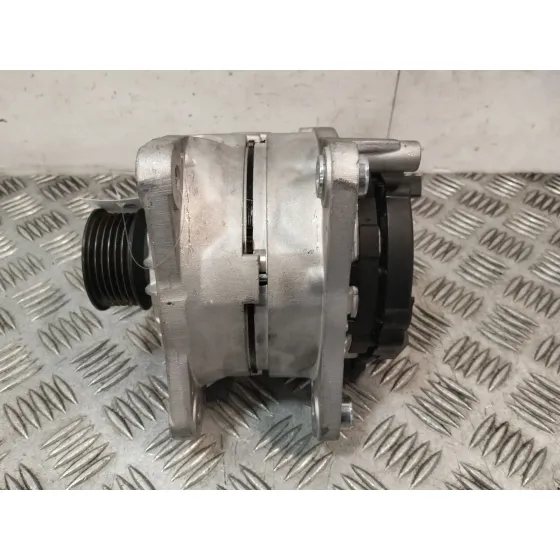 Alternador para Nissan Atleon 120