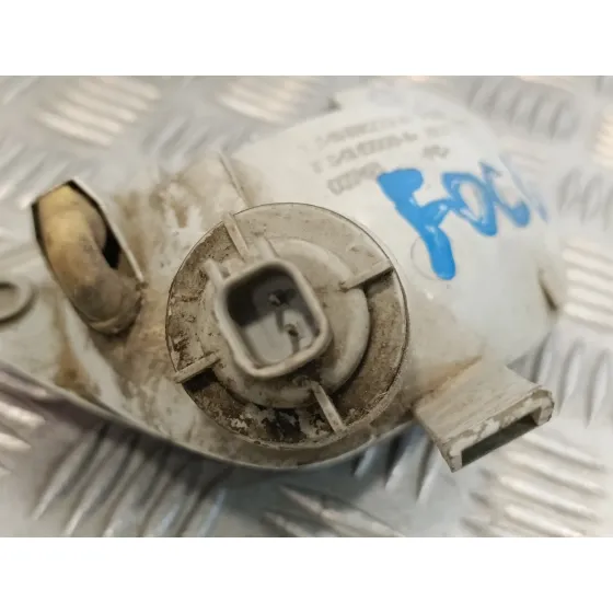 Piloto Trasero Paragolpes Derecho para Ford Focus Berlina (Cak)