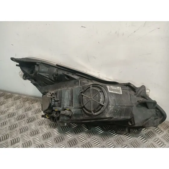 Faro Izquierdo para Opel Corsa D (S07)