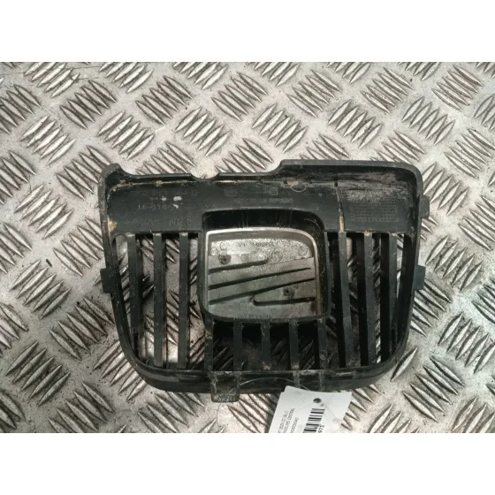 Rejilla Paragolpes Central para Seat Ibiza Iii (6L1)