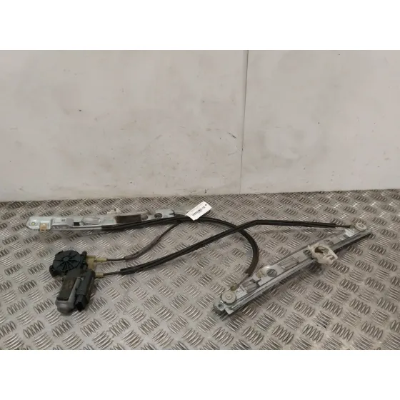 Elevalunas Delantero Izquierdo para Renault Megane Ii (Bm0/1_, Cm0/1_)
