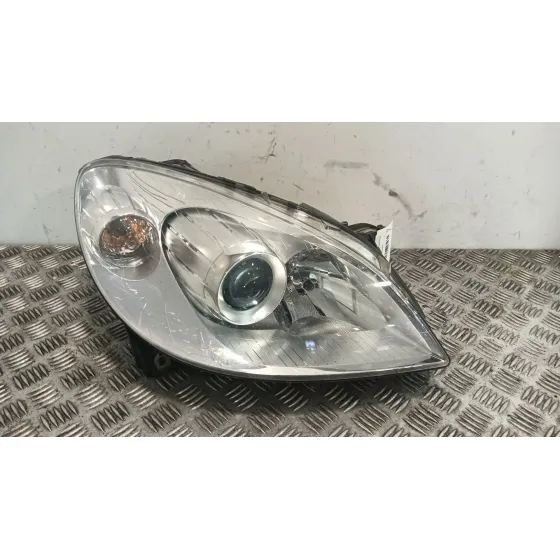 Faro Derecho para Mercedes-Benz Clase B Sports Tourer (W245)