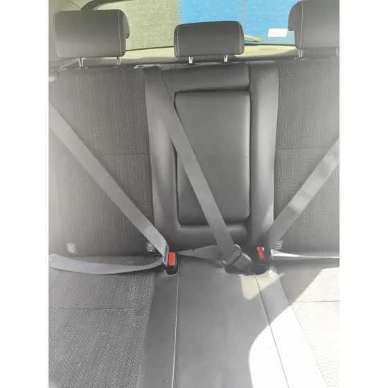 Enganche Cinturon Trasero Central para Toyota Auris (_E18_)