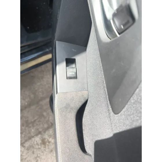 Mando Elevalunas Trasero Derecho para Toyota Auris (_E18_)