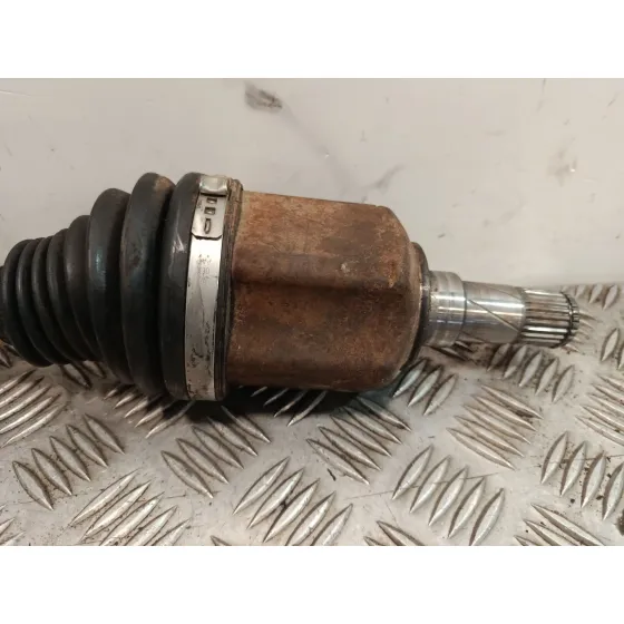 Transmision Delantera Izquierda para Opel Zafira / Zafira Family B (A05)