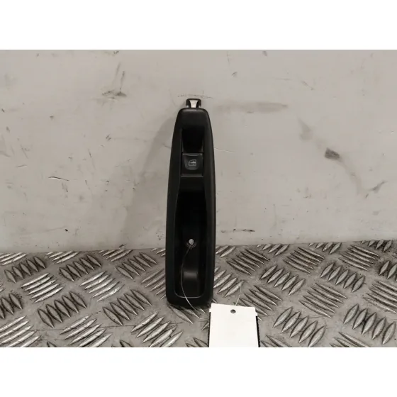 Mando Elevalunas Trasero Derecho para Renault Clio Iv (Bh_)