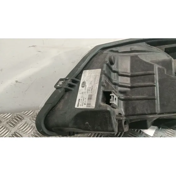 Faro Derecho para Dacia Sandero (Bs_)