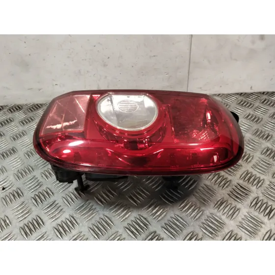 Piloto Trasero Derecho para Dacia Duster (Hs_)