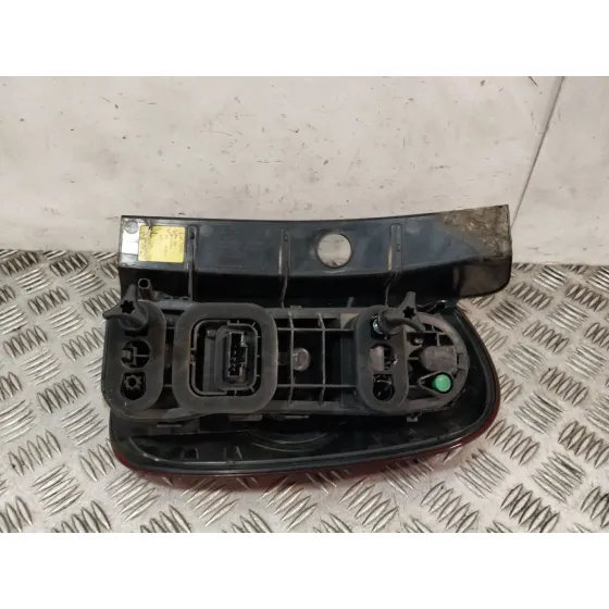 Piloto Trasero Izquierdo para Dacia Duster (Hs_)