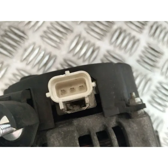 Alternador para Ford C-Max (Dm2)