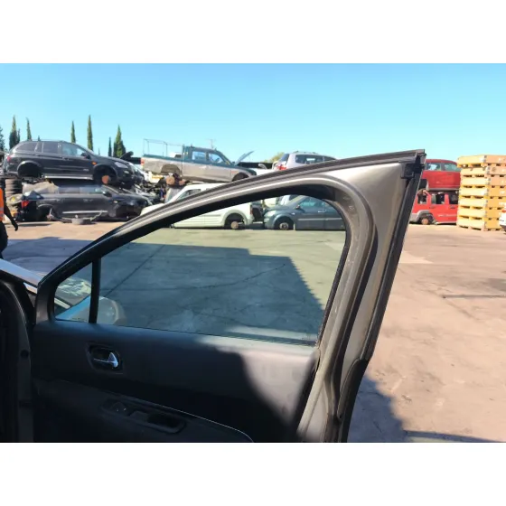 Luna Delantera Derecha para Peugeot 3008 I Monospace (0U_)