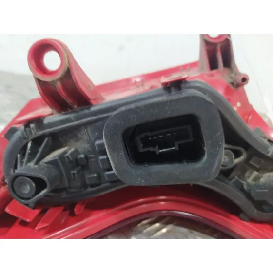 Piloto Trasero Derecho para Peugeot 3008 I Monospace (0U_)