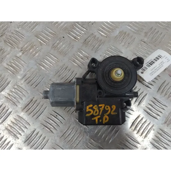 Motor Elevalunas Trasero Derecho para Volkswagen Polo (6R1)