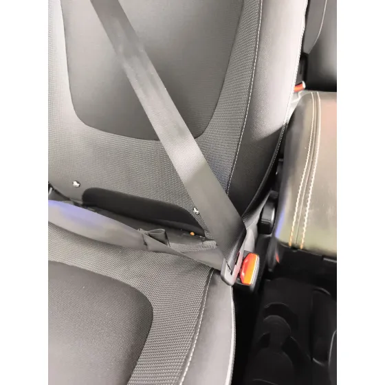 Enganche Cinturon Delantero Derecho para Renault Captur I (J5_, H5_)