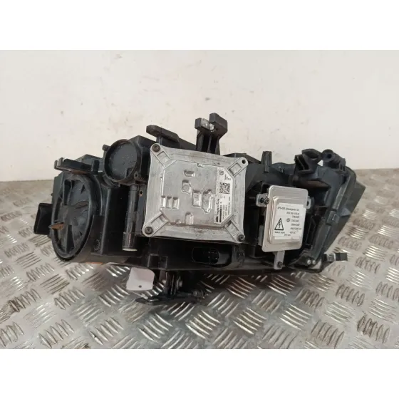Faro Derecho para Audi A4 B8 (8K2)