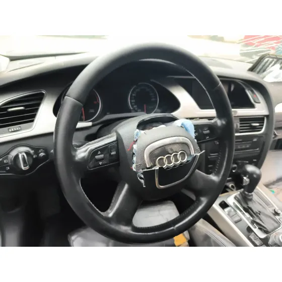 Volante para Audi A4 B8 (8K2)