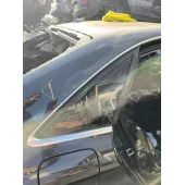 Luna Custodia Delantera Derecha para Audi A4 B8 (8K2)