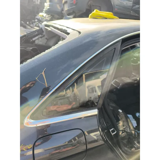 Luna Custodia Delantera Derecha para Audi A4 B8 (8K2)