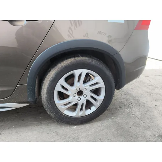 Aletin Trasero Izquierdo para Volvo V60 I Cross Country (157)