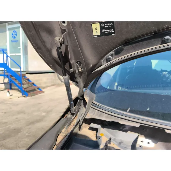 Amortiguadores Capo para Volvo V60 I Cross Country (157)