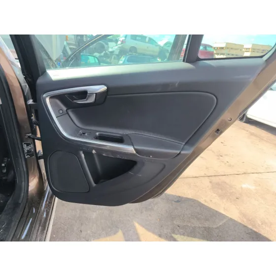 Elevalunas Trasero Derecho para Volvo V60 I Cross Country (157)