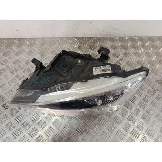 Faro Izquierdo para Volvo V60 I Cross Country (157)